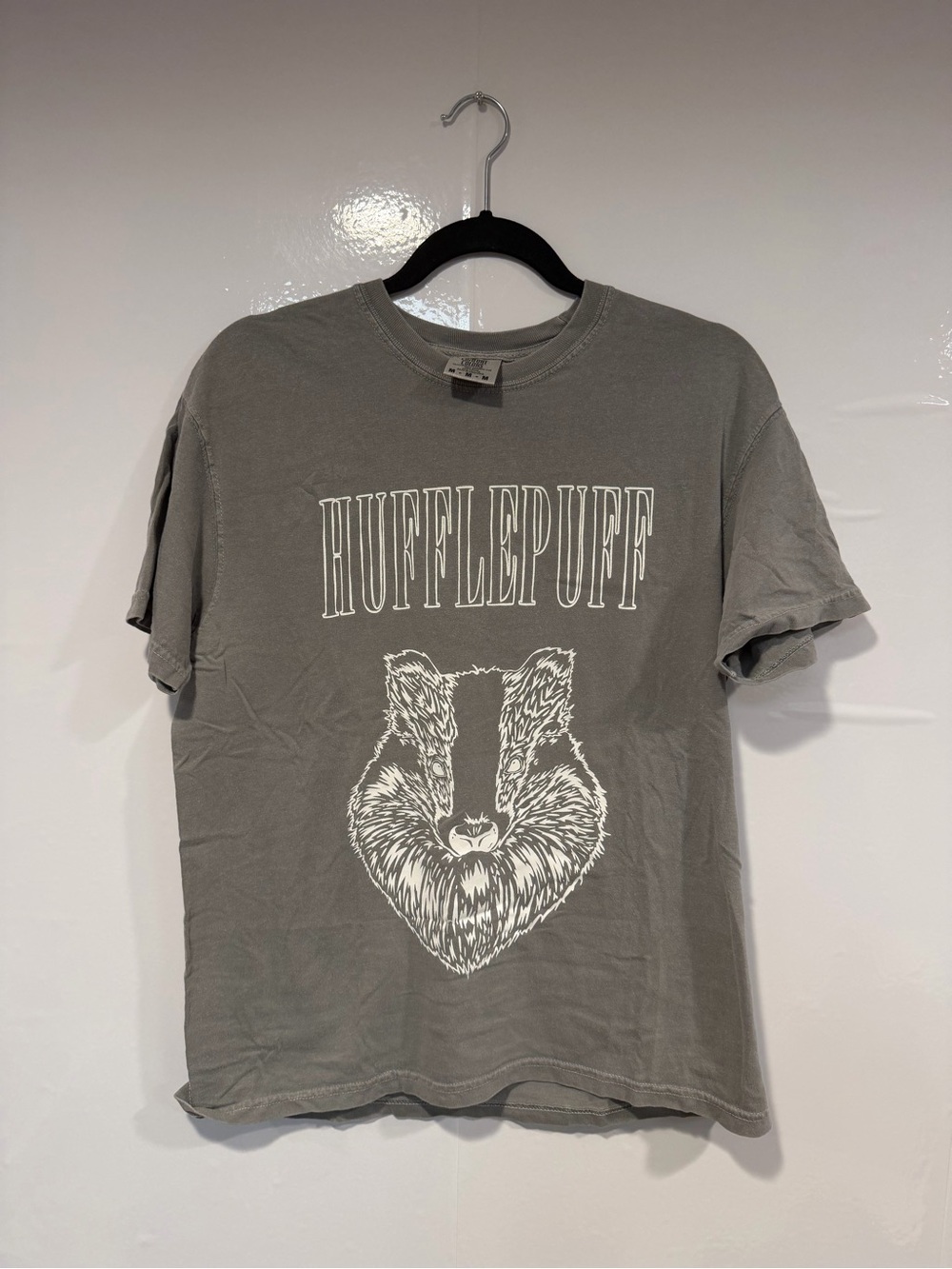 Hufflepuff Harry Potter Comfort Colors Circa Society Graphic Tee - Gray